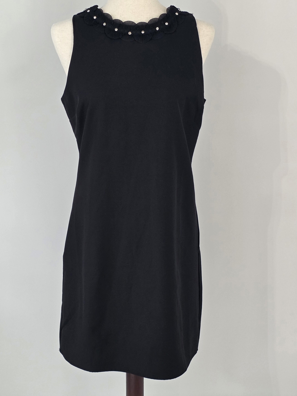 Sam Edelman Sleeveless Black Mini Dress w/ Rhinestone-Trim Scallop Neck Size 8